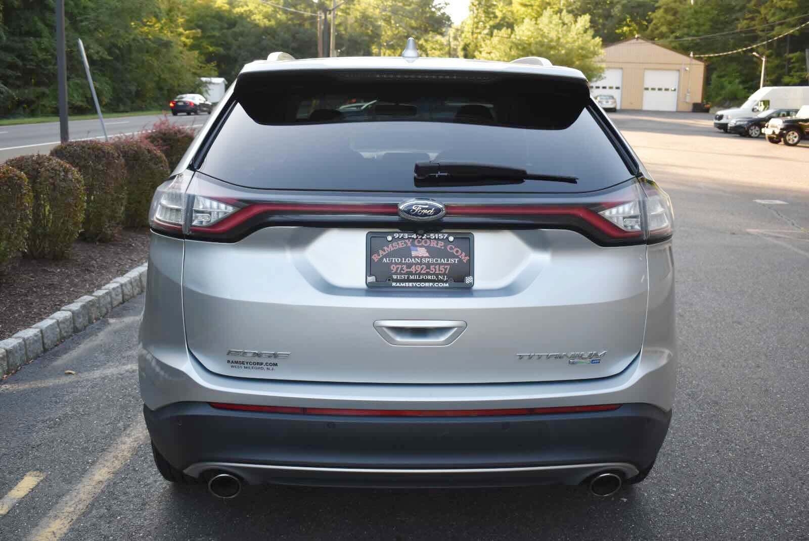 Used 2015 Ford Edge Titanium w/ Technology Package AWD/4WD image 5
