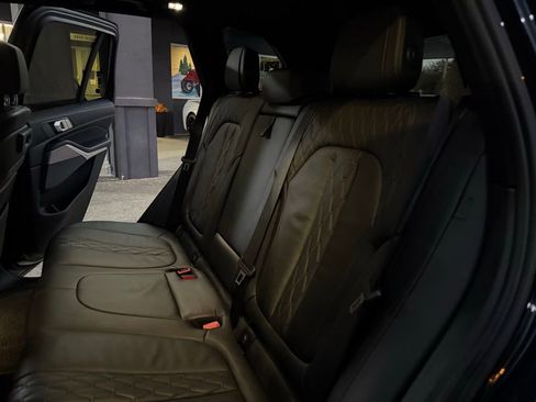 Used 2020 BMW X5 M50i w/ Premium Package image 37