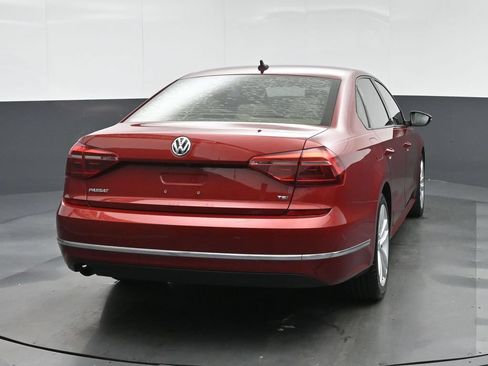 Used 2019 Volkswagen Passat 2.0T Wolfsburg w/ Wheels & Sunroof Package FWD image 6