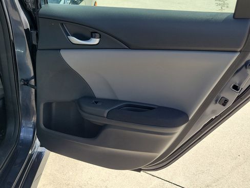 Used 2020 Honda Civic LX image 30