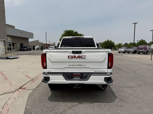 Used 2021 GMC Sierra 2500 Denali w/ Denali Ultimate Package AWD/4WD image 7