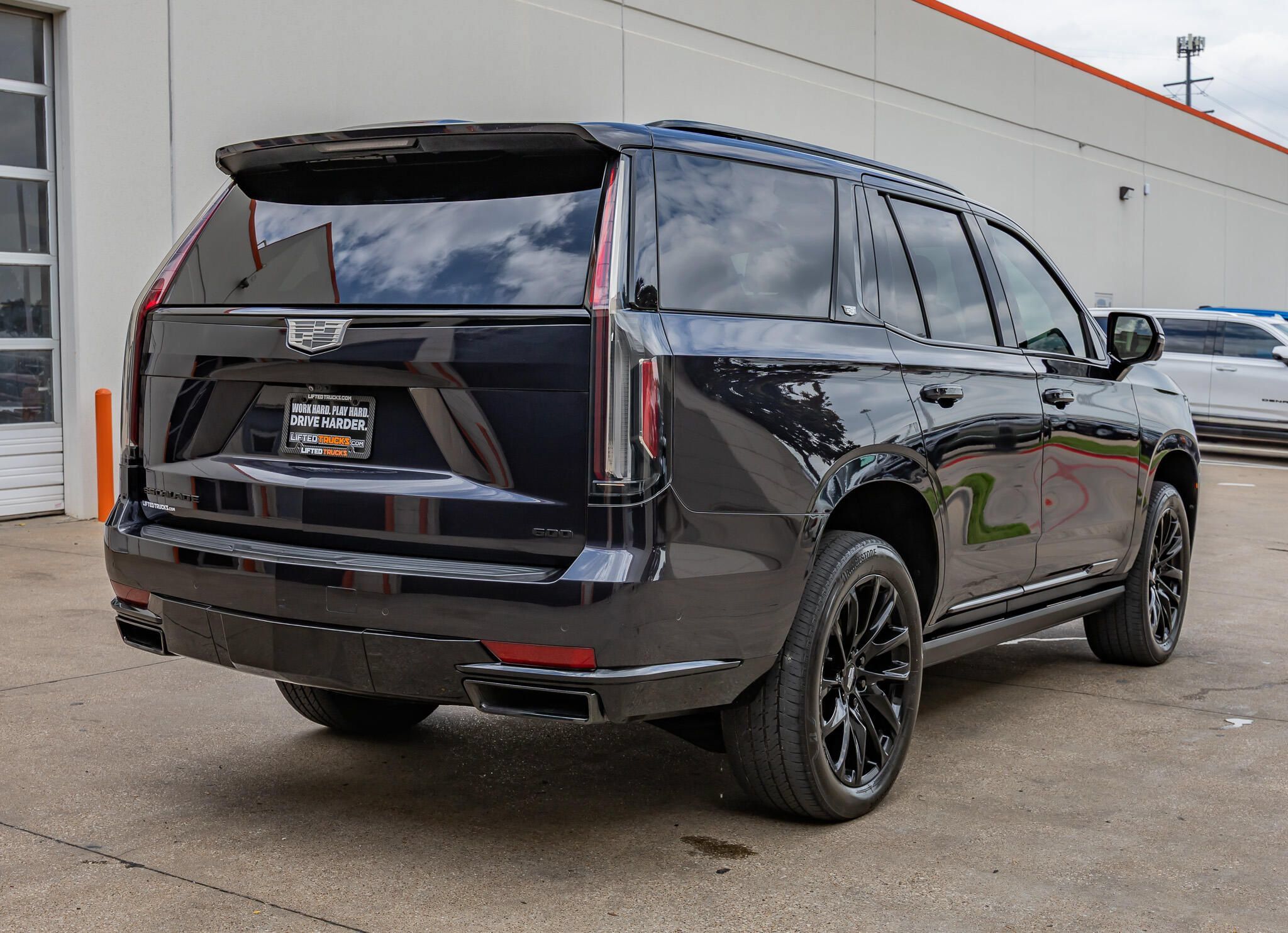Used 2022 Cadillac Escalade Sport w/ Touring Package AWD/4WD image 9