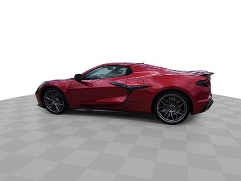 Used 2025 Chevrolet Corvette Z06 RWD image 6