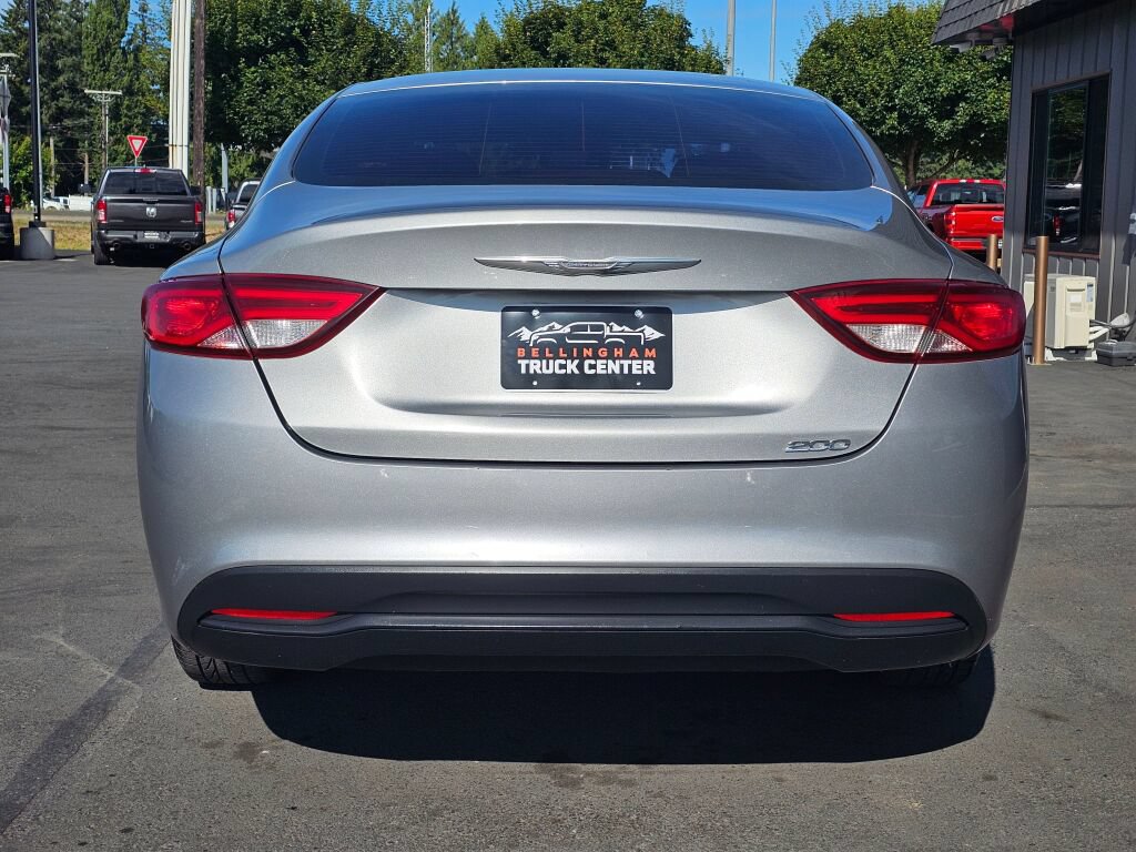Used 2016 Chrysler 200 LX FWD image 4