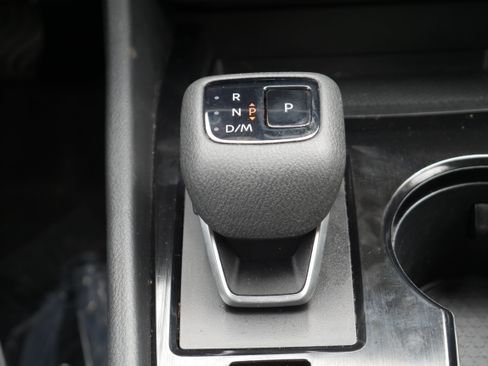 Used 2023 Nissan Rogue SV AWD/4WD image 21
