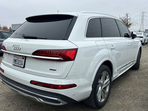 Used 2021 Audi Q7 3.0T Premium Plus image 3