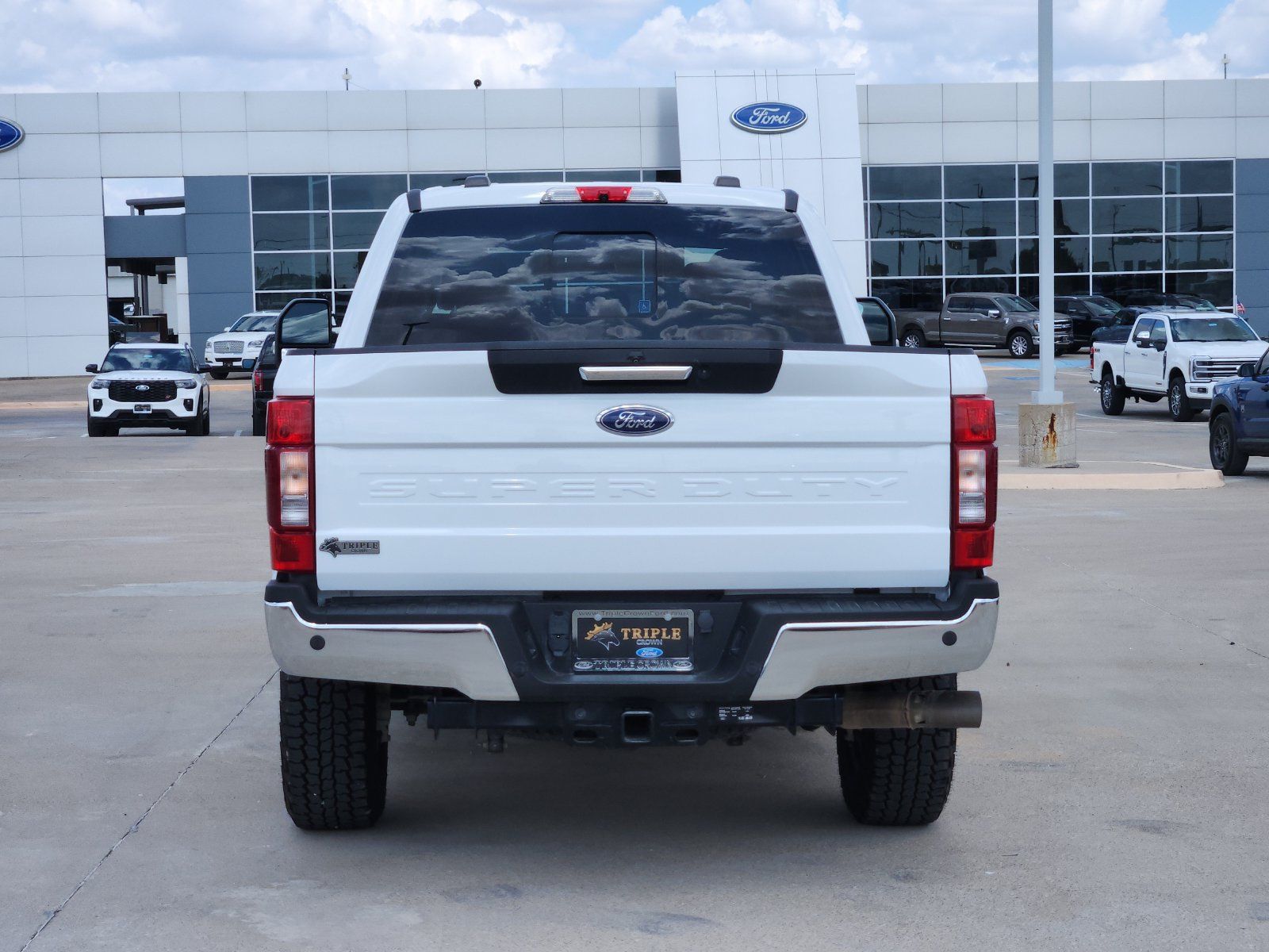 Certified 2022 Ford F250 Lariat w/ Lariat Value Package AWD/4WD image 8