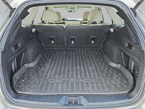 Used 2020 Subaru Outback Premium image 12
