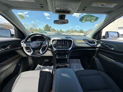 Certified 2023 GMC Acadia SLE w/ Driver Convenience Package FWD image 19
