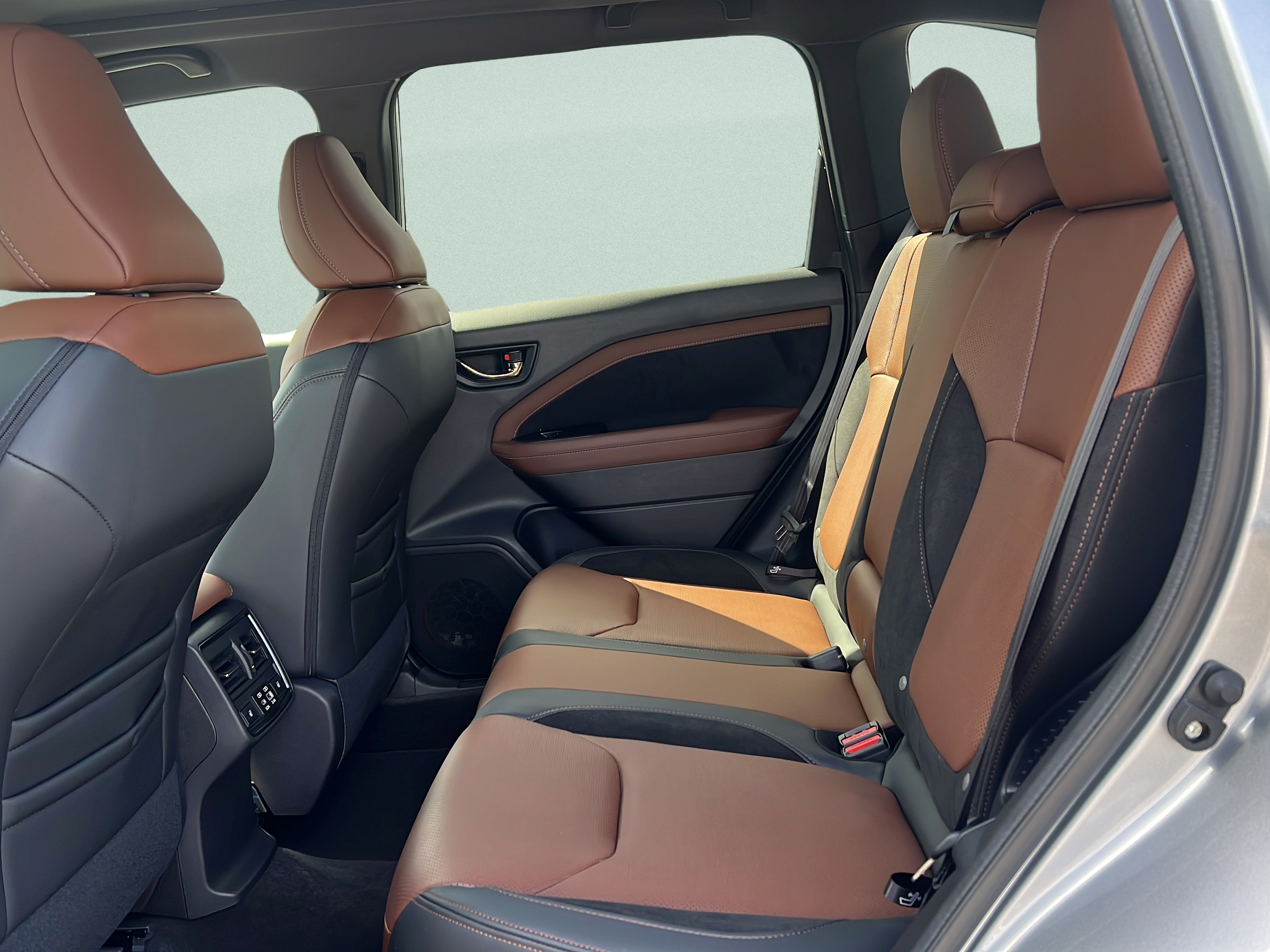 New 2026 Subaru Forester Touring AWD/4WD image 9
