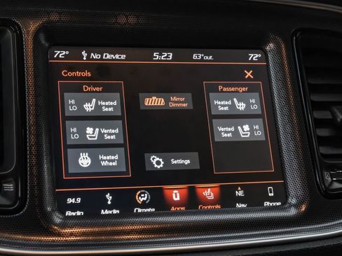 Used 2018 Dodge Challenger R/T Scat Pack w/ Leather Interior Group image 22