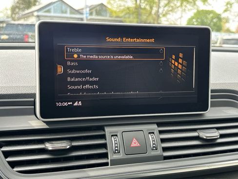 Used 2020 Audi Q5 Prestige w/ Prestige Package AWD/4WD image 19
