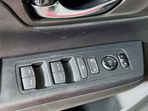 Used 2024 Honda CR-V EX image 17