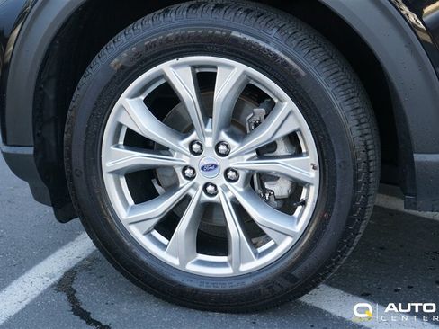 Used 2022 Ford Explorer Limited w/ Class IV Trailer Tow Package AWD/4WD image 7