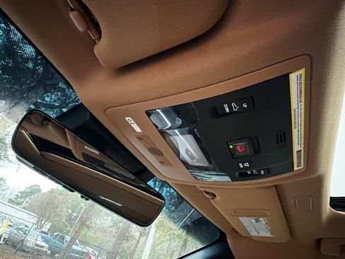 Certified 2024 Lexus ES 300h Ultra Luxury image 29