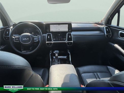 Used 2023 Kia Sorento SX image 12