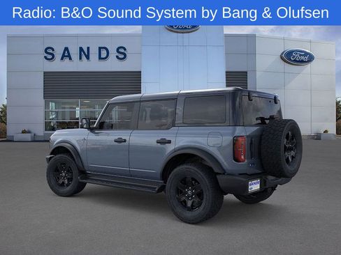 New 2025 Ford Bronco Outer Banks image 4