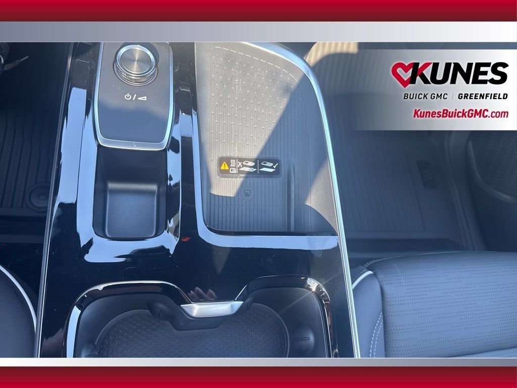 New 2026 Buick Enclave Sport Touring w/ Power Package AWD/4WD image 33