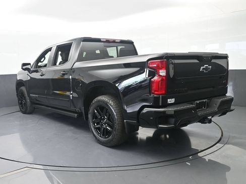 Used 2026 Chevrolet Silverado 1500 High Country w/ Midnight Edition AWD/4WD image 4