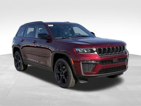 New 2026 Jeep Grand Cherokee Limited w/ Limited Altitude Package RWD image 7
