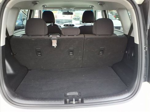 Used 2019 Kia Soul Base image 6