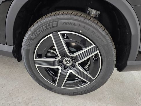 New 2026 Mercedes-Benz GLC 300 image 12