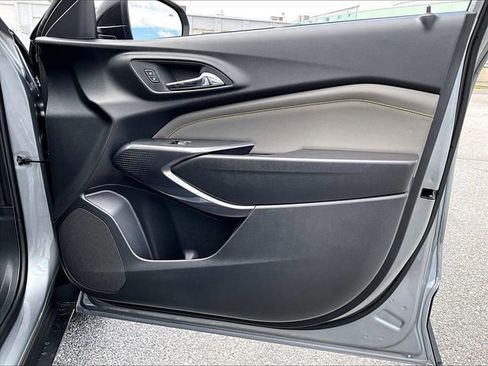 New 2026 Chevrolet Trax ACTIV w/ Sunroof Package FWD image 29
