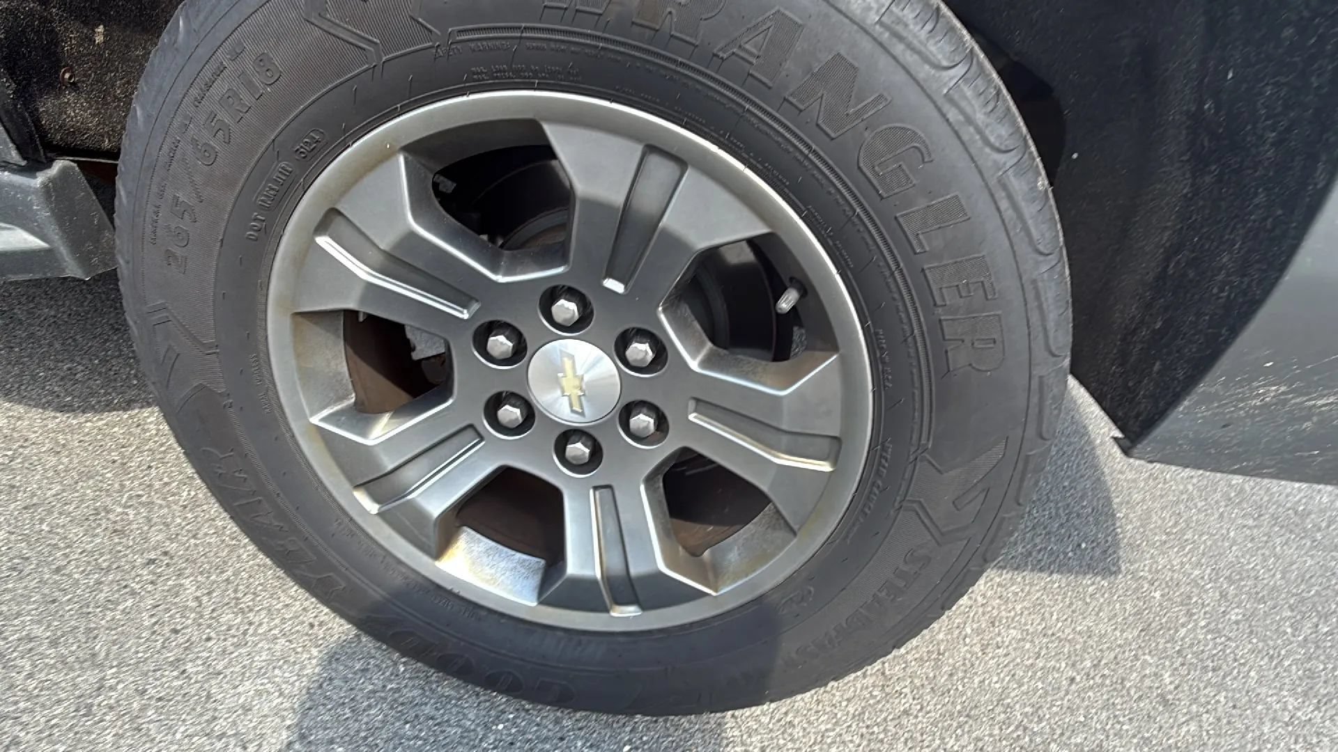 Used 2019 Chevrolet Tahoe LS AWD/4WD image 6
