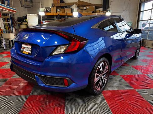 Used 2017 Honda Civic EX-L image 9