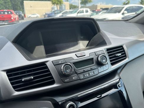 Used 2016 Honda Odyssey EX-L image 12