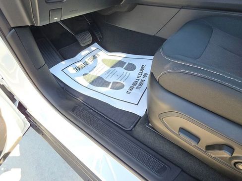 New 2026 Jeep Grand Cherokee Laredo AWD/4WD image 22