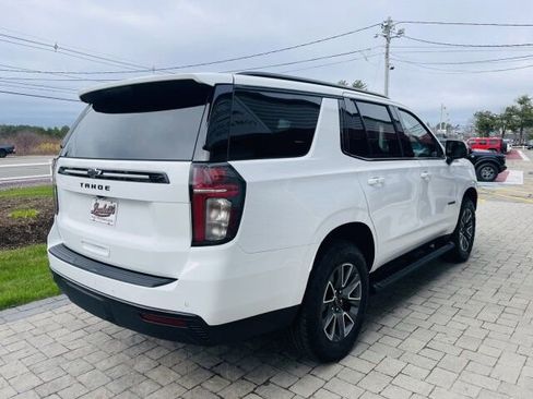 Used 2024 Chevrolet Tahoe Z71 w/ Luxury Package image 5