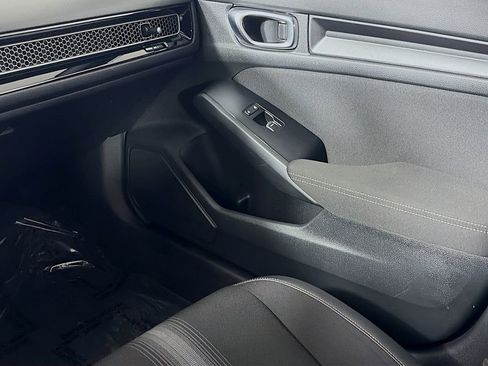 Used 2025 Honda Civic Sport image 15