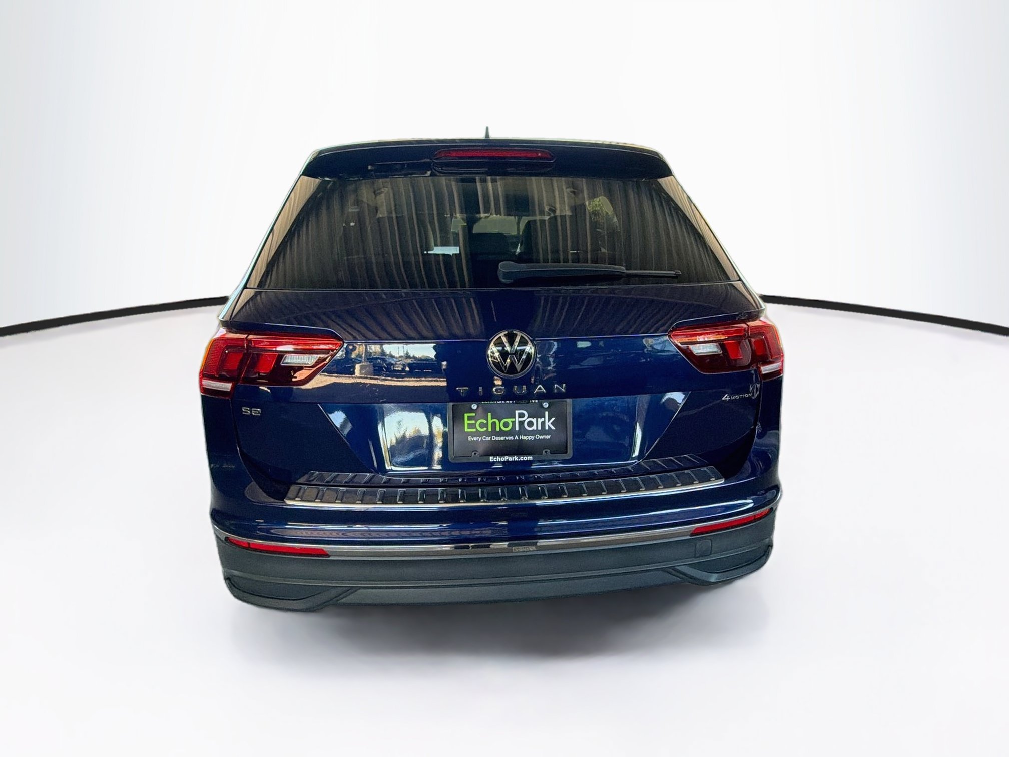 Used 2023 Volkswagen Tiguan SE AWD/4WD image 7