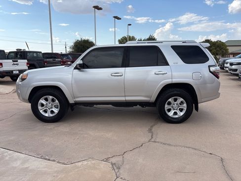 Used 2015 Toyota 4Runner 2WD image 8