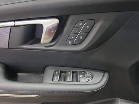 New 2026 Buick Enclave Sport Touring w/ Power Package AWD/4WD image 31