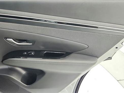 Used 2024 Hyundai Tucson Limited image 33