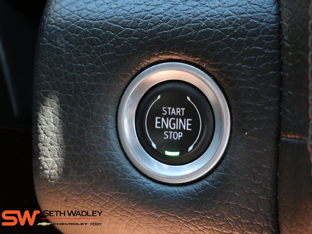 Used 2023 GMC Yukon XL Denali w/ Denali Reserve Package AWD/4WD image 33