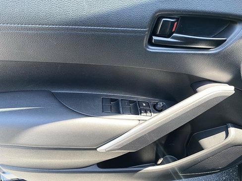 Certified 2023 Toyota Corolla Cross LE FWD image 9