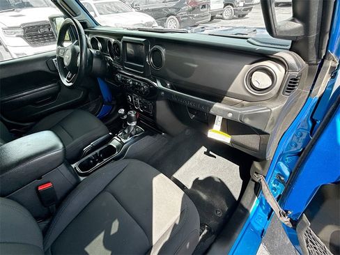 Used 2022 Jeep Wrangler Unlimited Sport S image 32
