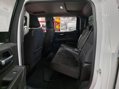 Used 2021 Chevrolet Silverado 1500 LT image 21