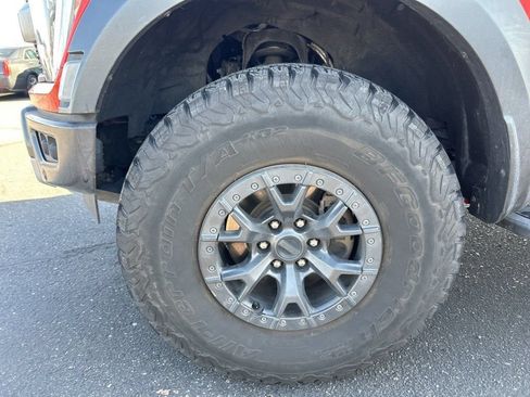 Used 2022 Ford F150 Raptor w/ Raptor 37 Performance Package AWD/4WD image 23