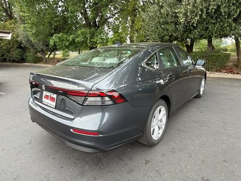 New 2026 Honda Accord LX image 4