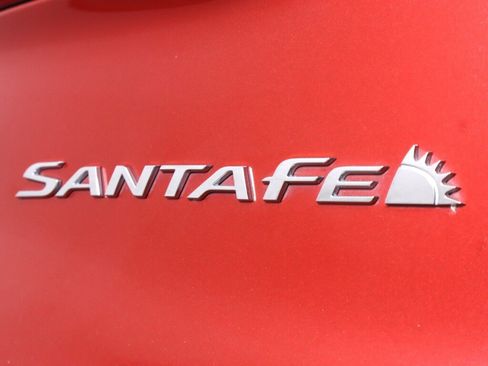 Used 2019 Hyundai Santa Fe SE FWD image 34