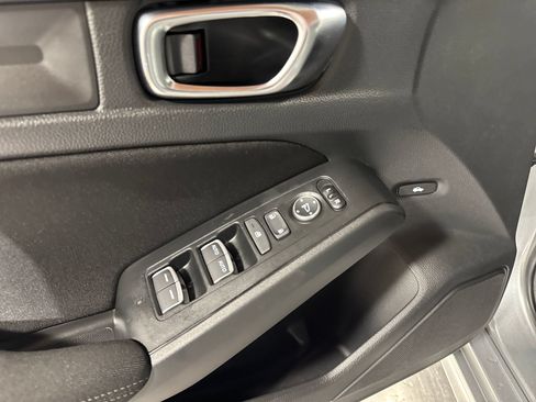 Used 2025 Honda Civic Sport image 16
