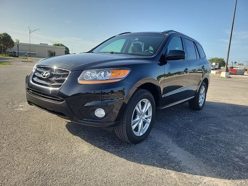 Used 2011 Hyundai Santa Fe SE FWD image 2