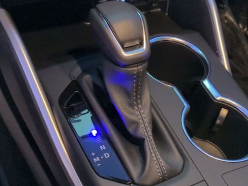 Certified 2026 Toyota Highlander XLE image 24