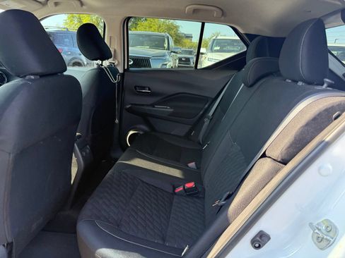 Certified 2023 Nissan Kicks SV FWD image 10