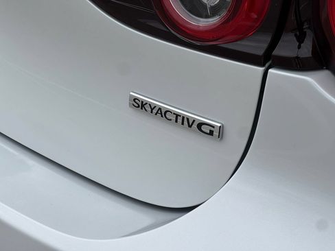 Used 2024 MAZDA MAZDA3 s FWD image 25