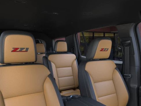 New 2027 Chevrolet Traverse Z71 w/ Driver Confidence Package AWD/4WD image 24